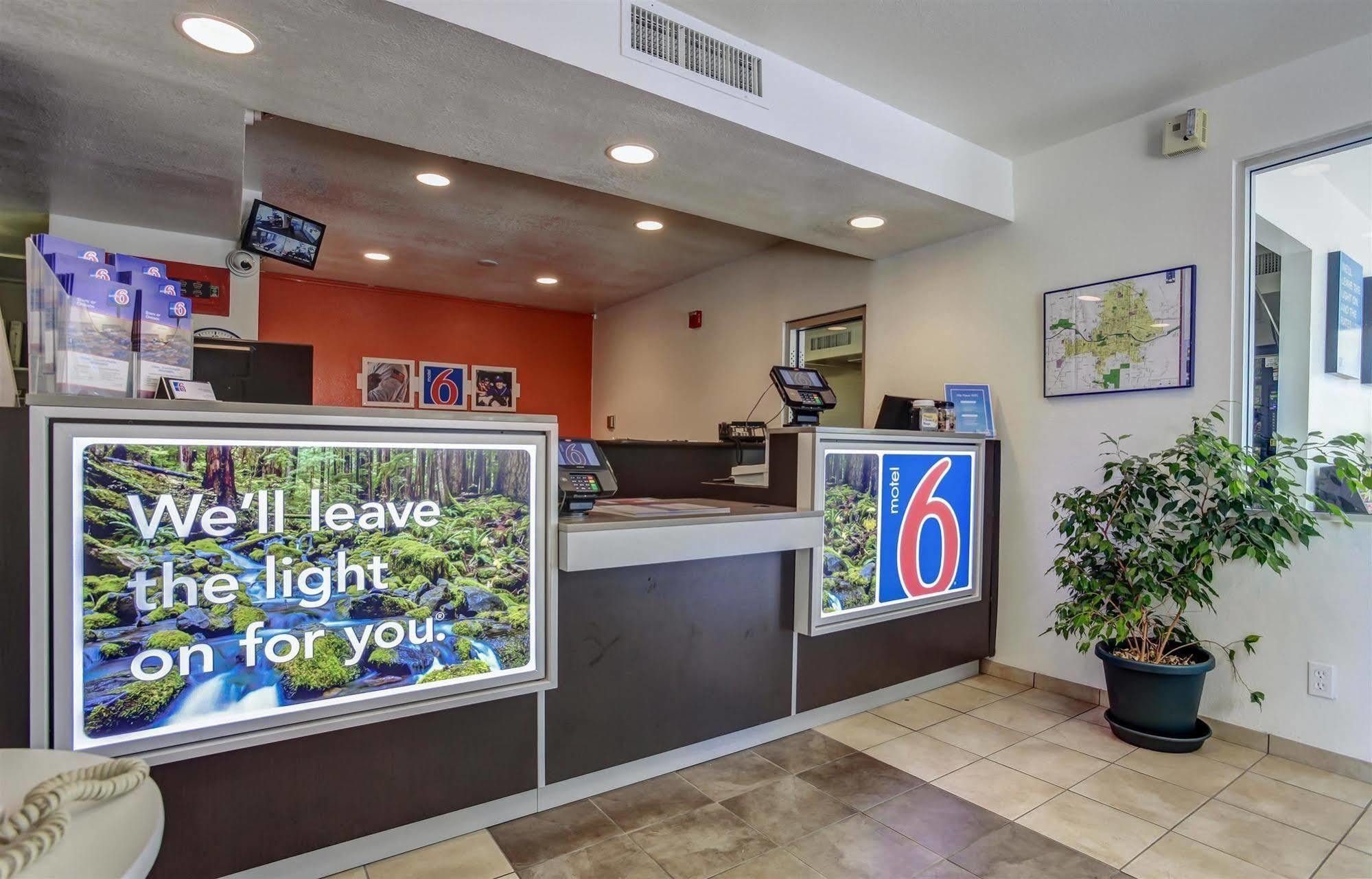 Motel 6-Grants Pass, Or Exteriör bild